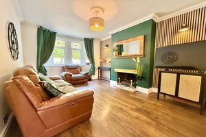 Lounge- click for photo gallery
